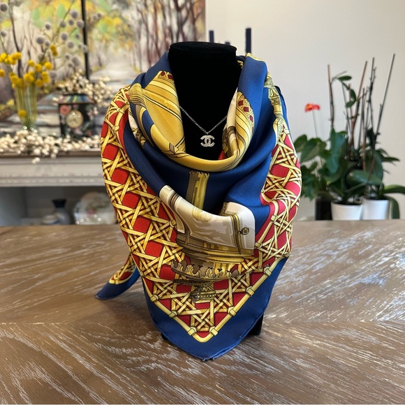 SOLD Authentic Hermes Scarf - Feux De Route - Picture 5 of 12